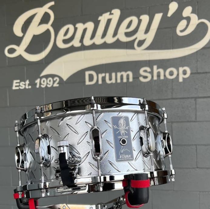 TAMA LU1465N Lars Ulrich Signature 6.5x14" Diamond-Plate Steel Snare Drum